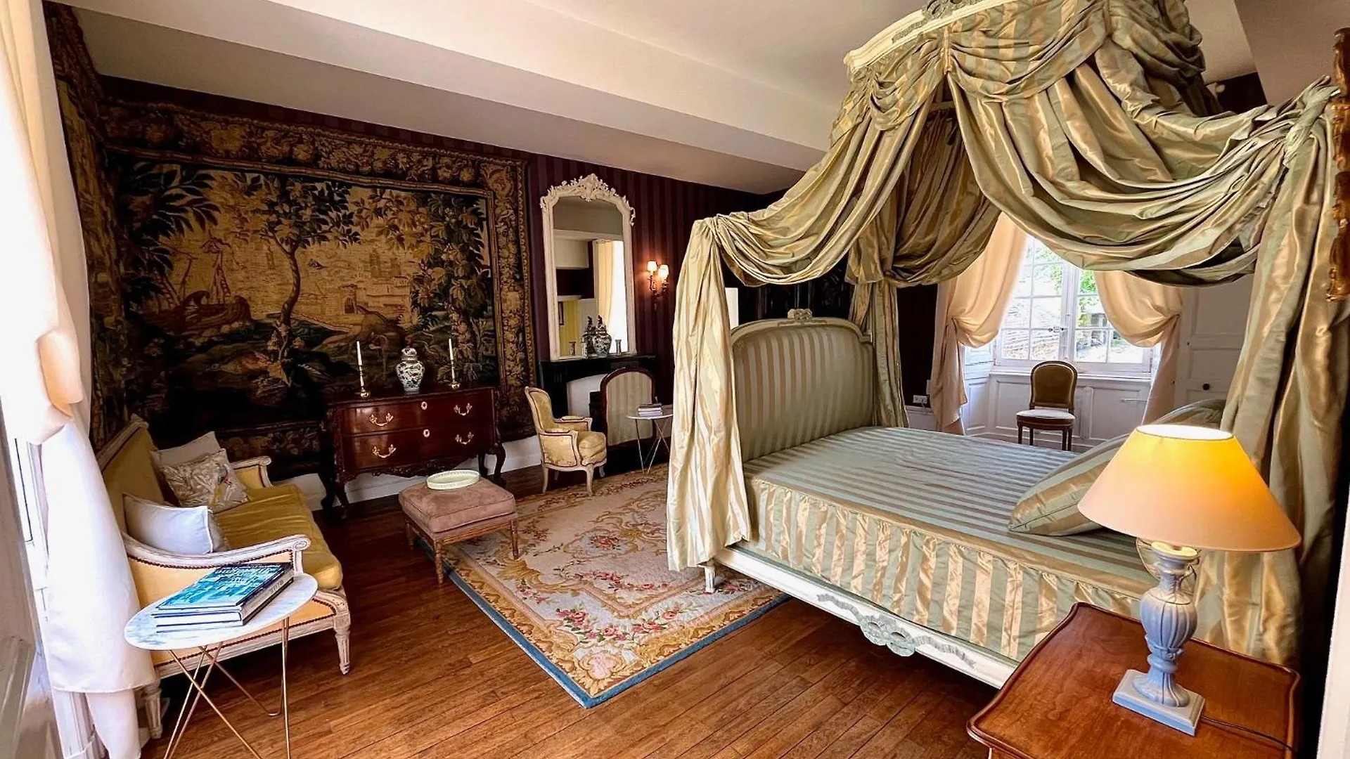 Couette-café Château de Cadouzan Saint-Dolay