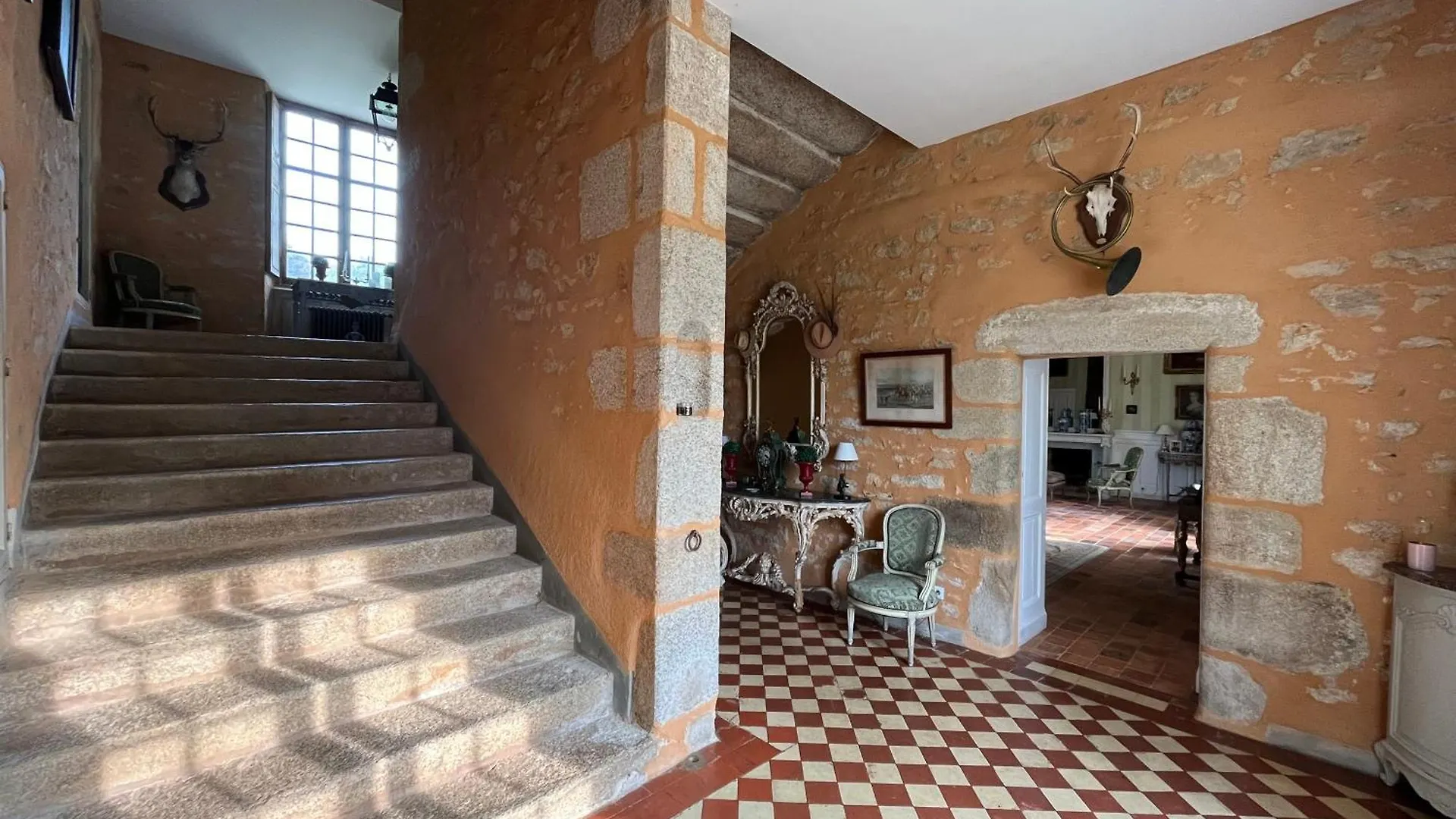 Chateau De Cadouzan Saint-Dolay 0*,